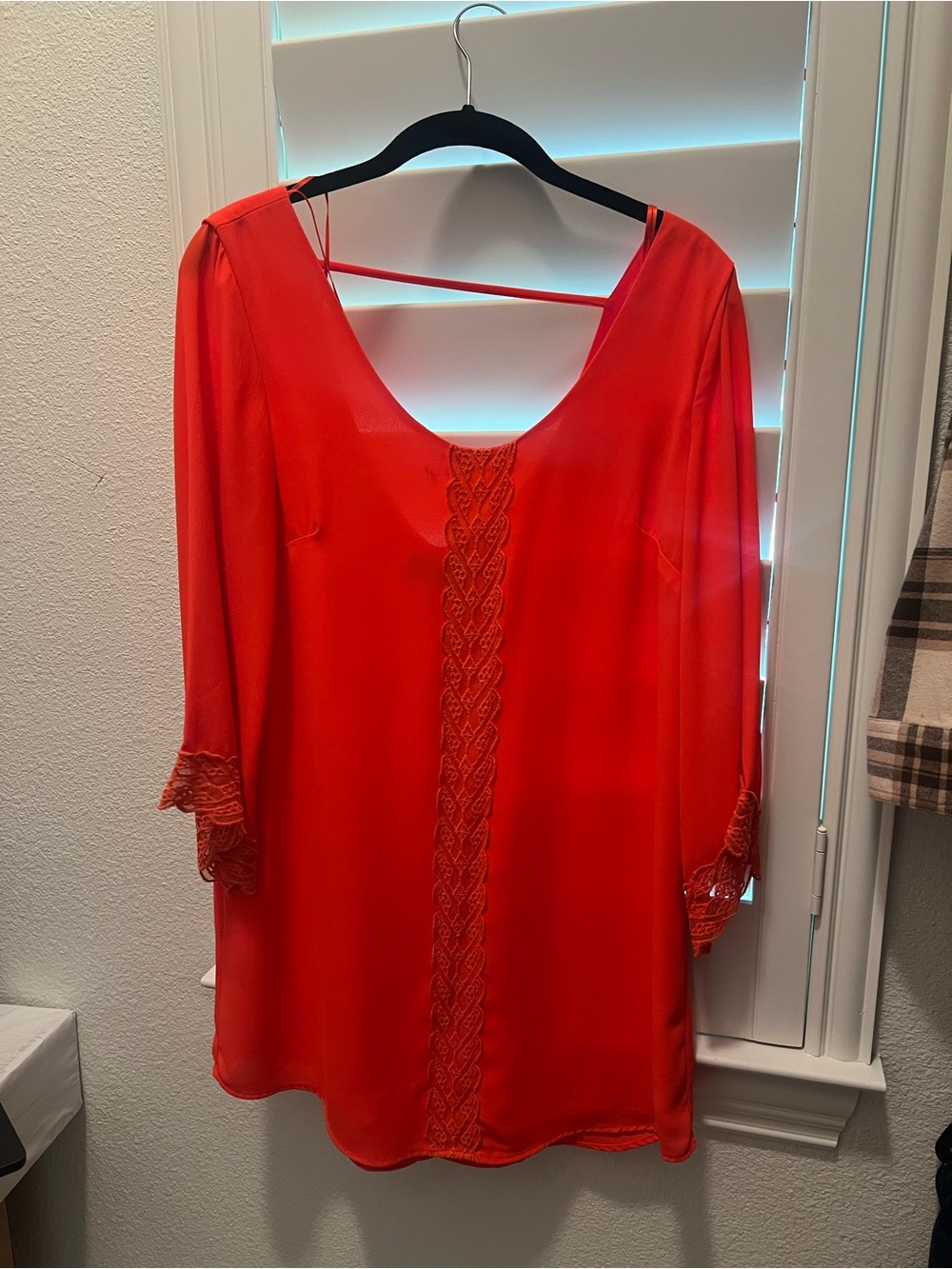 Women’s Red Lace-Trim V-Neck Tunic dress